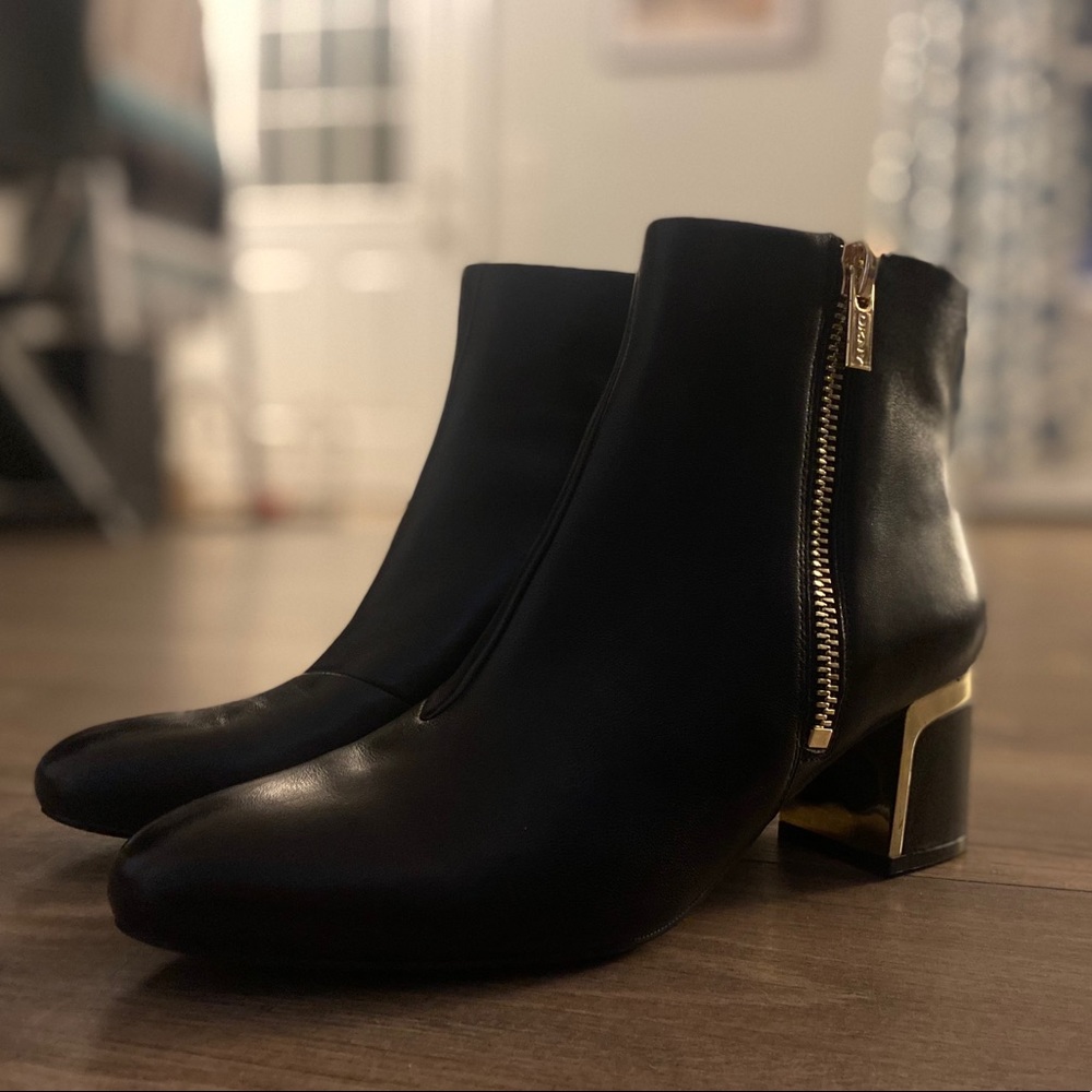 DKNY Black Leather Boots with Gold Zipper
